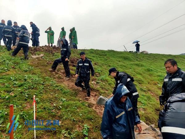 南京暴雨来袭，城市全力应对考验，保障民生刻不容缓